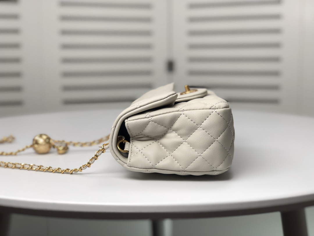 Chanel Cross Body Metal Ball Chain Shoulder Bag Handbag