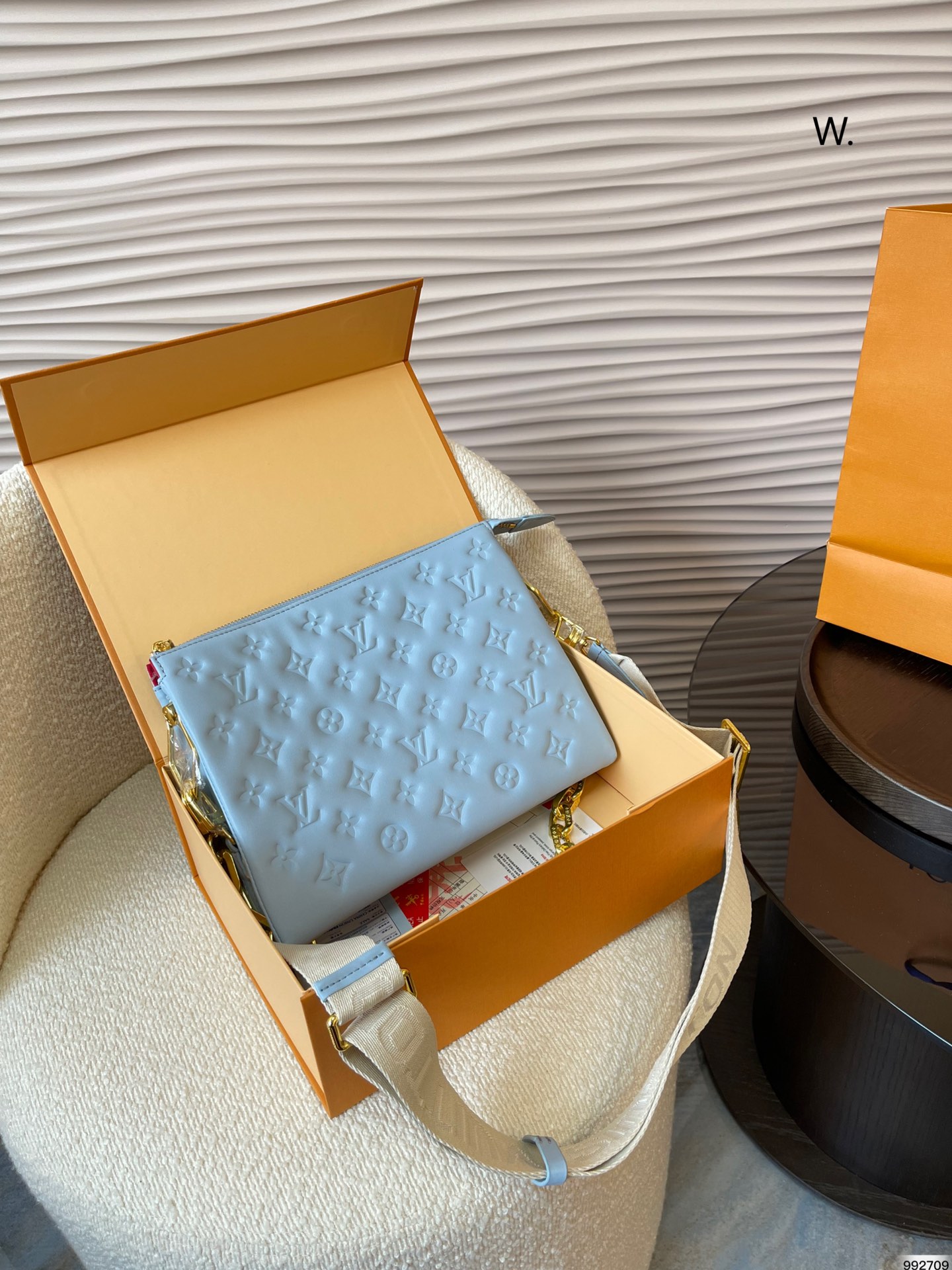 10A + quality LV Coussin PM M57793 DB081 27cm