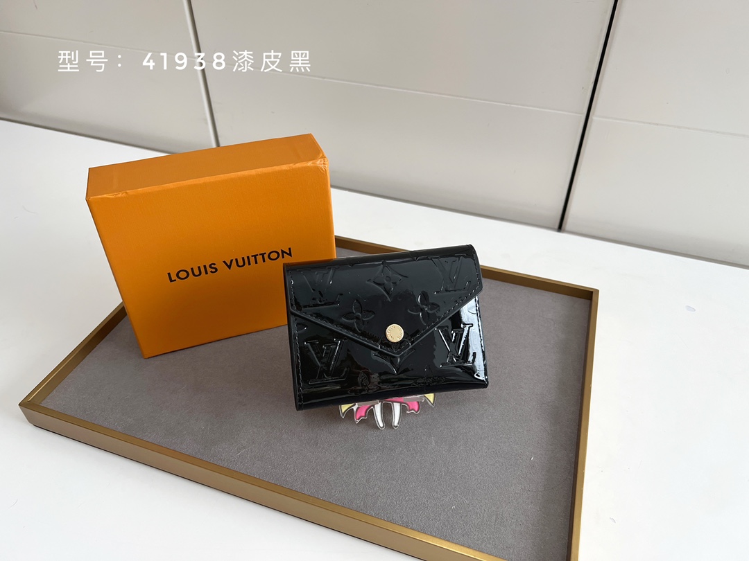 Louis Vuitton VICTORINE WALLET