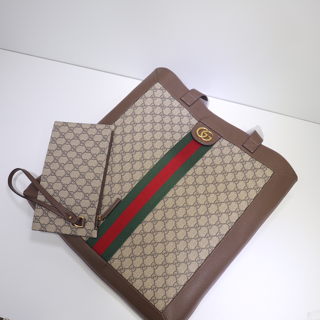 GUCCI519335 41x43x5.5 cm