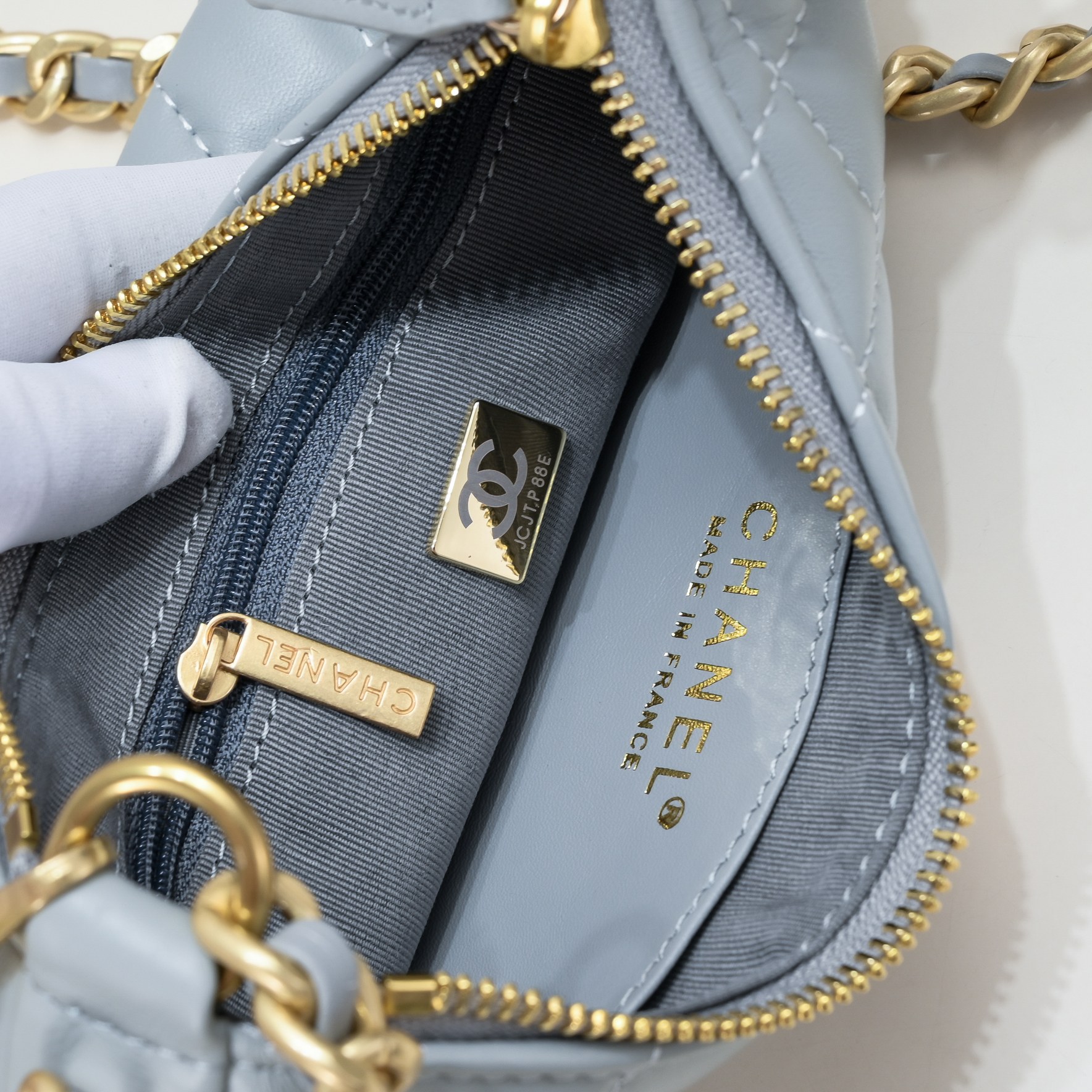 Chanel 23B Hobo Shoulder Bag Handbag