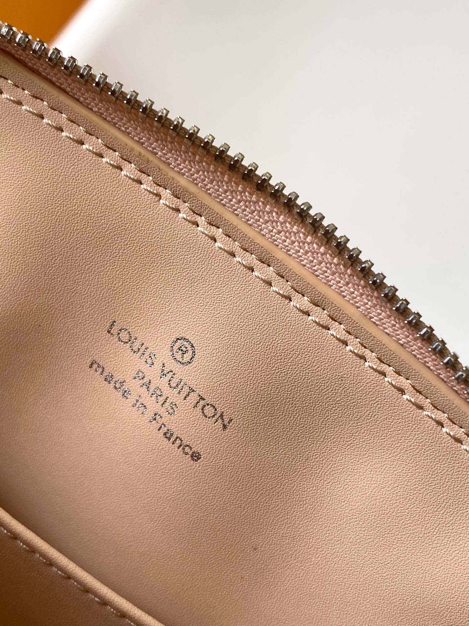 Louis Vuitton 10A Handbag Shoulder Bag Top Mirror Quality Version Nicolas Ghesquière M24153