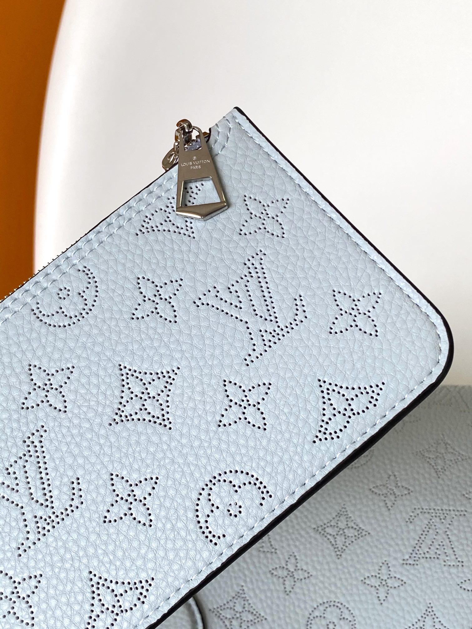 Louis Vuitton 10A Handbag Shoulder Bag Top Mirror Quality Version Blossom M24930