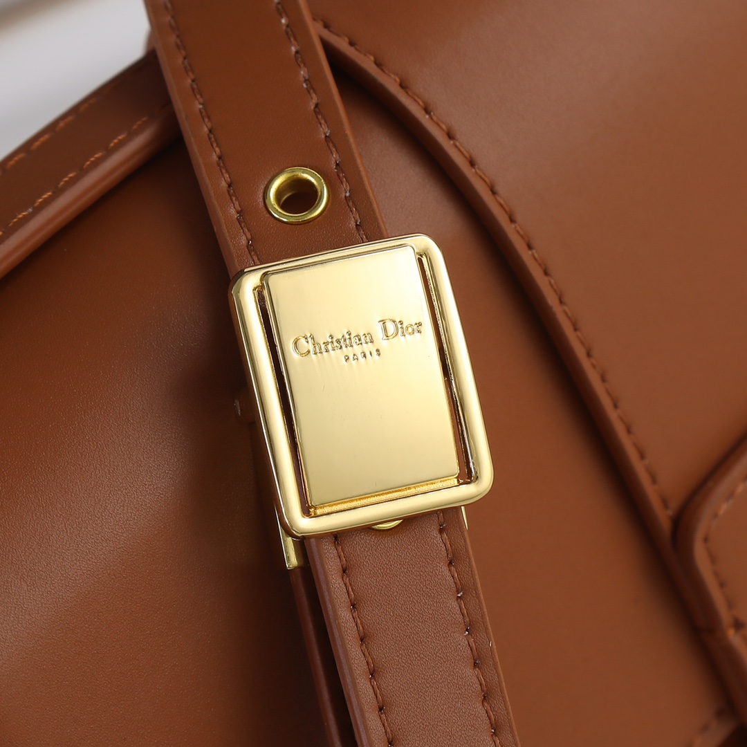 30 Montaigne Bag Brown CD-1001 XB081 24cm