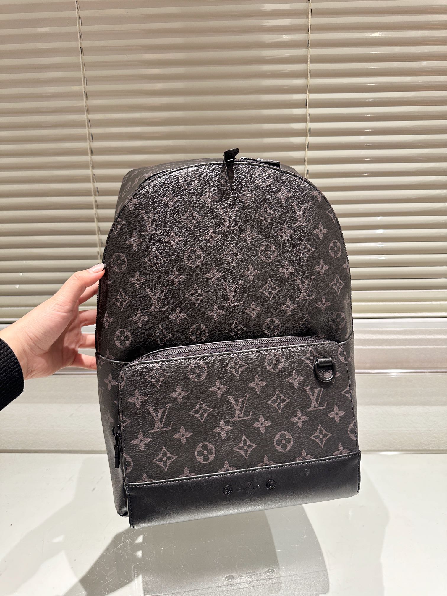LV Discovery Backpack 43186 LLS571 38cm