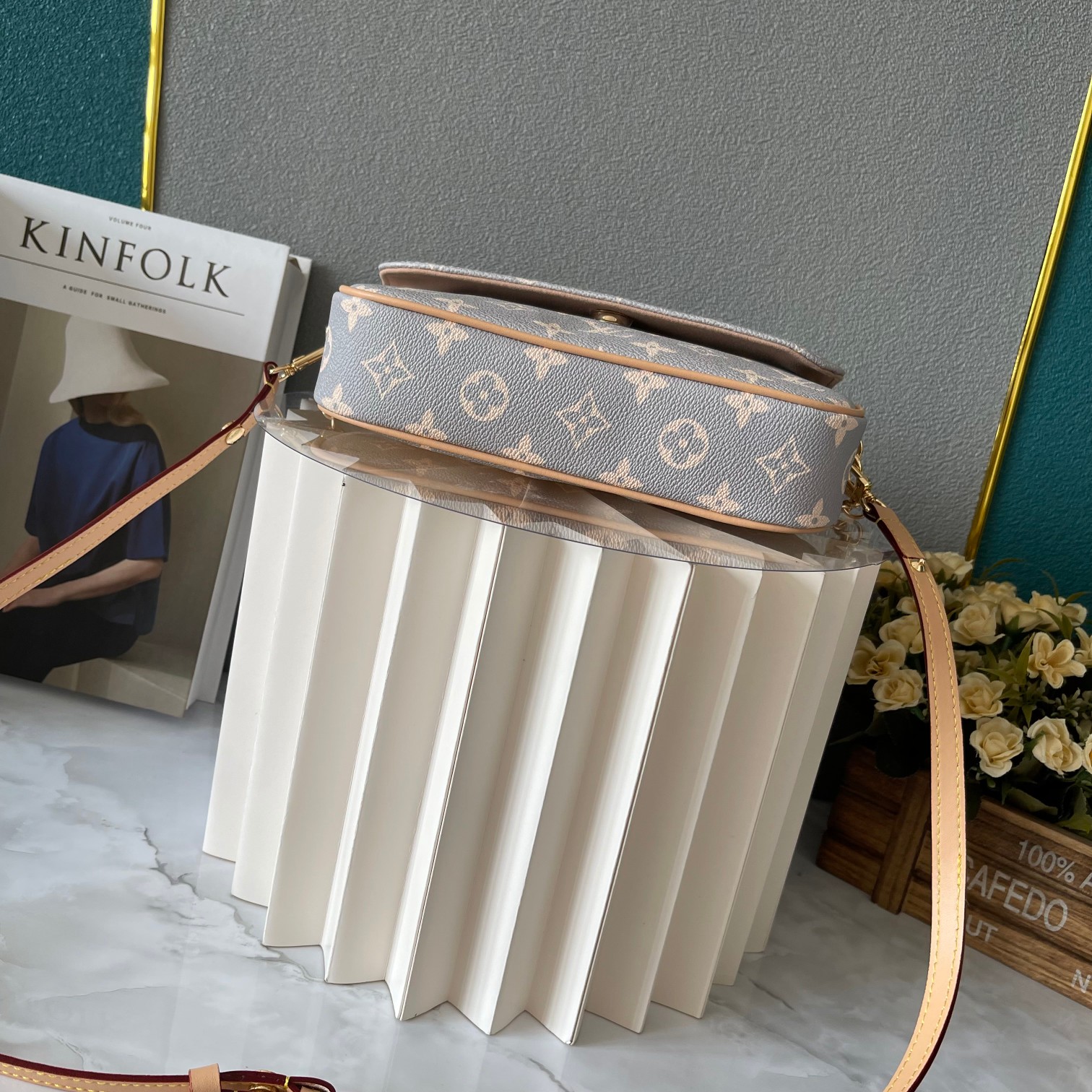 LV Wallet On Chain Ivy M12778 LM031 23.5cm