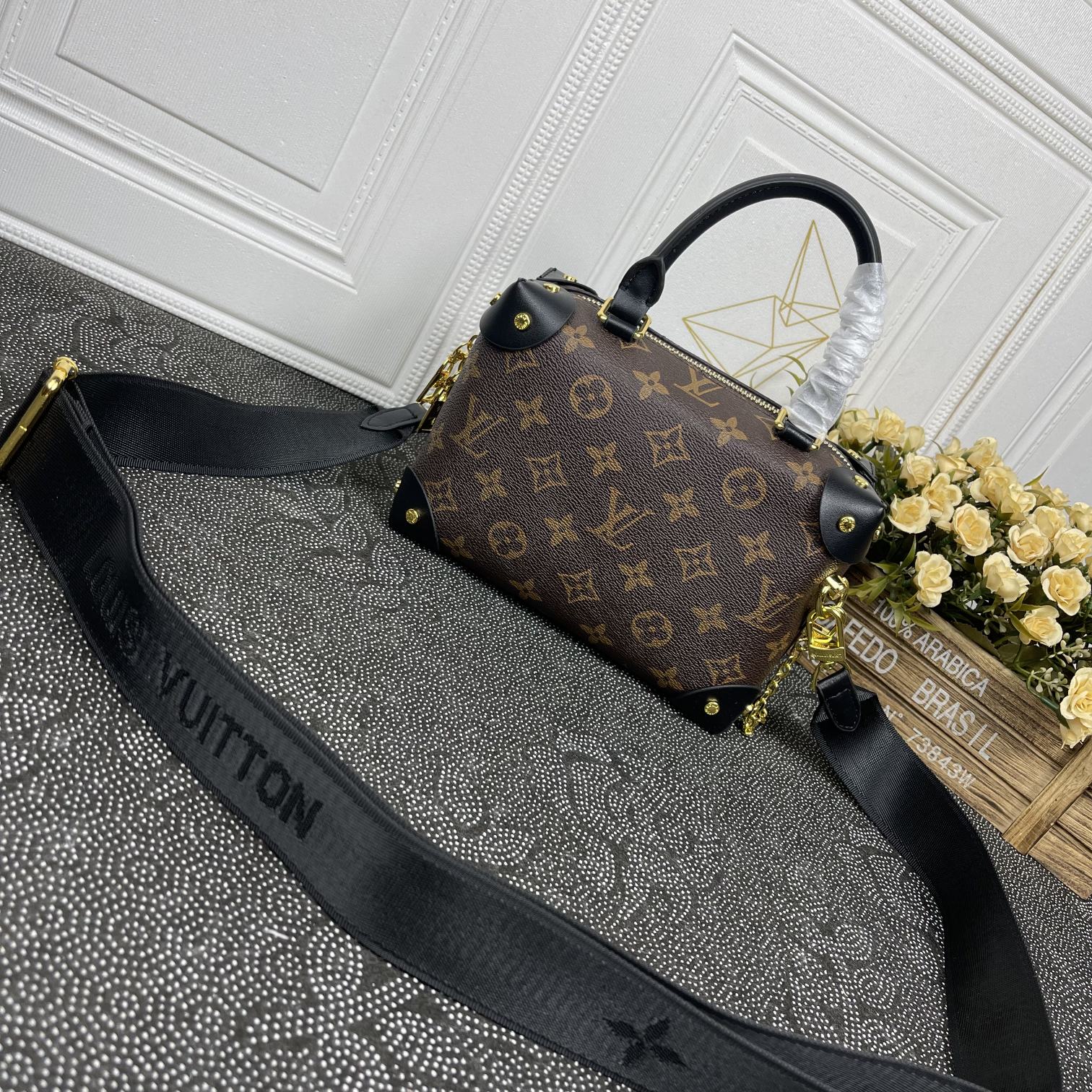 LV Petite Malle Souple M45571 MQ081 20cm