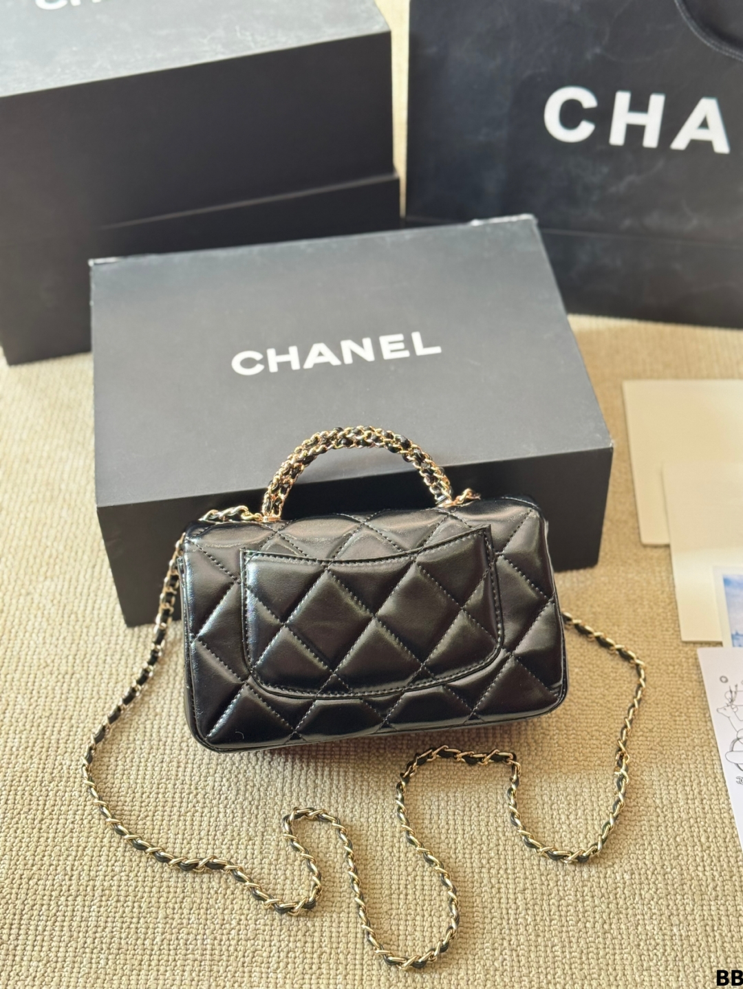 Chanel Shoulder Bag 030 DB561 20cm
