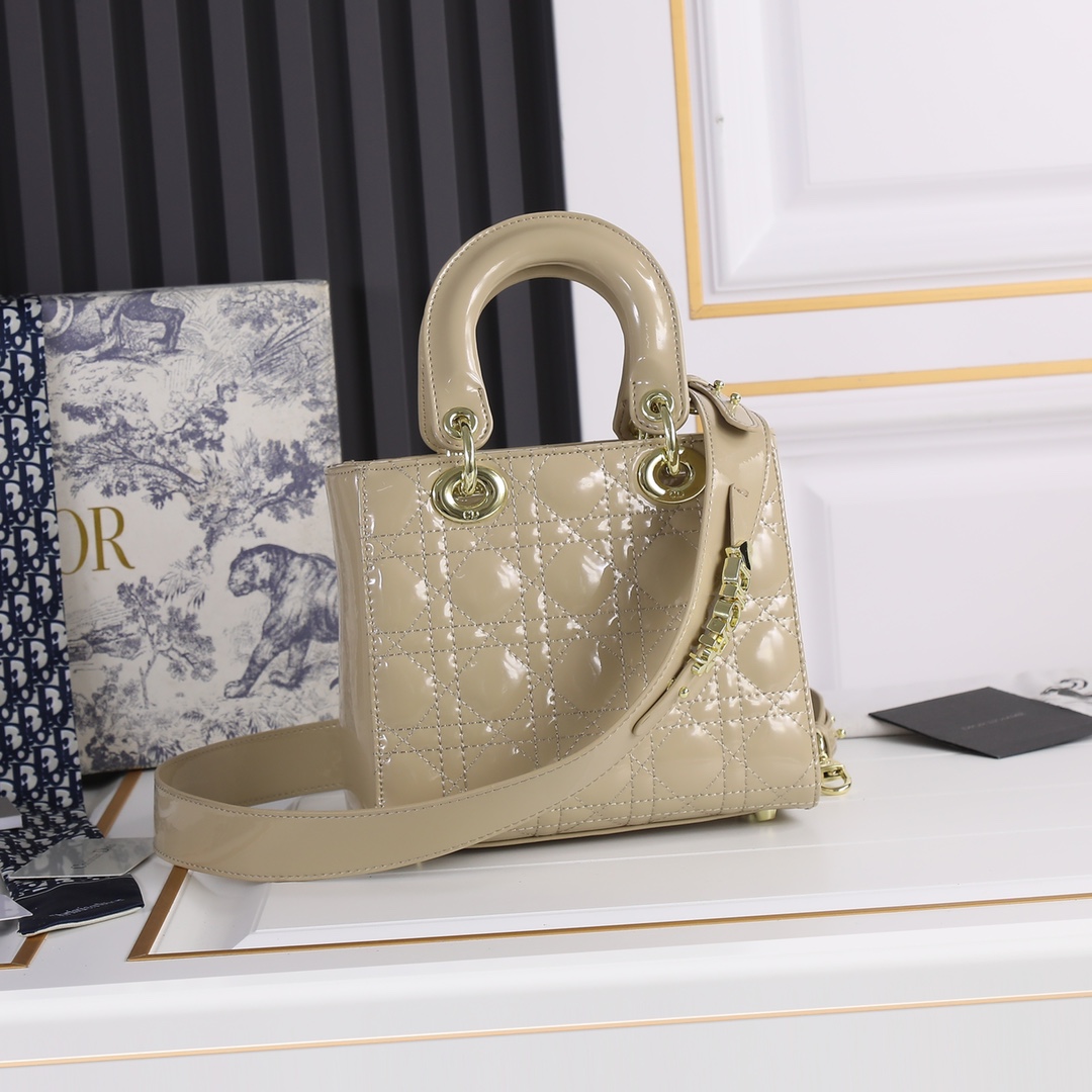Small Lady Dior My ABCDior Bag Apricot patent leather CD2026 XB081 20cm