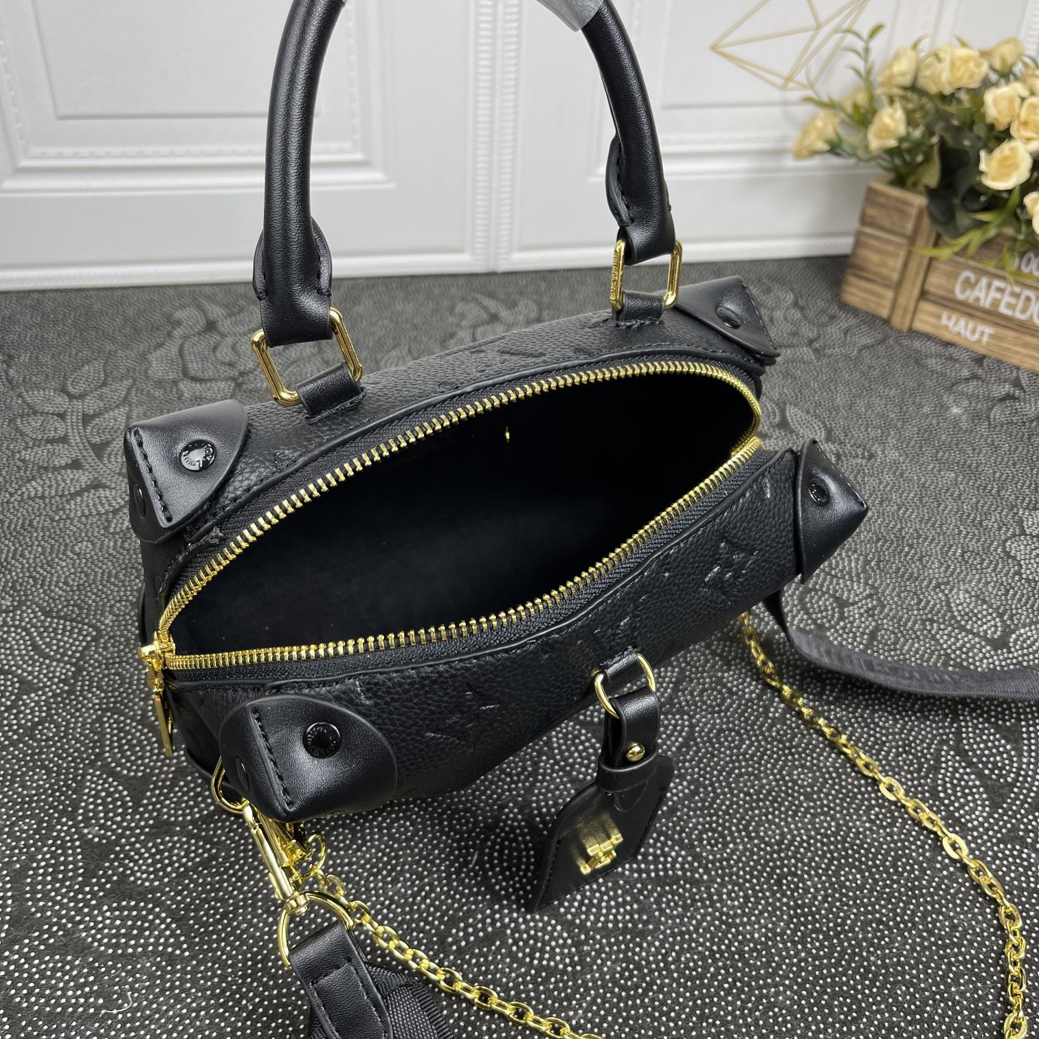 LV Petite Malle Souple M45393 MQ081 20cm