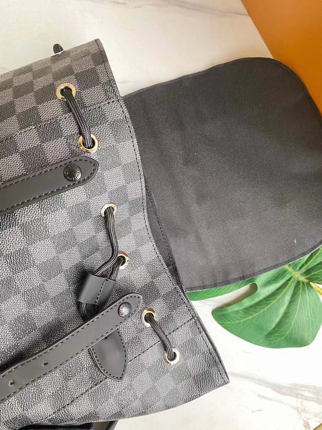 Louis Vuitton CHRISTOPHER 48CM