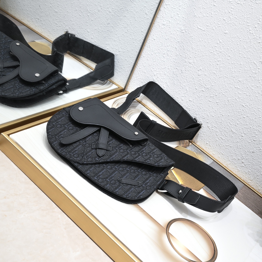 Saddle Bag Black print 1088 LM581 23cm