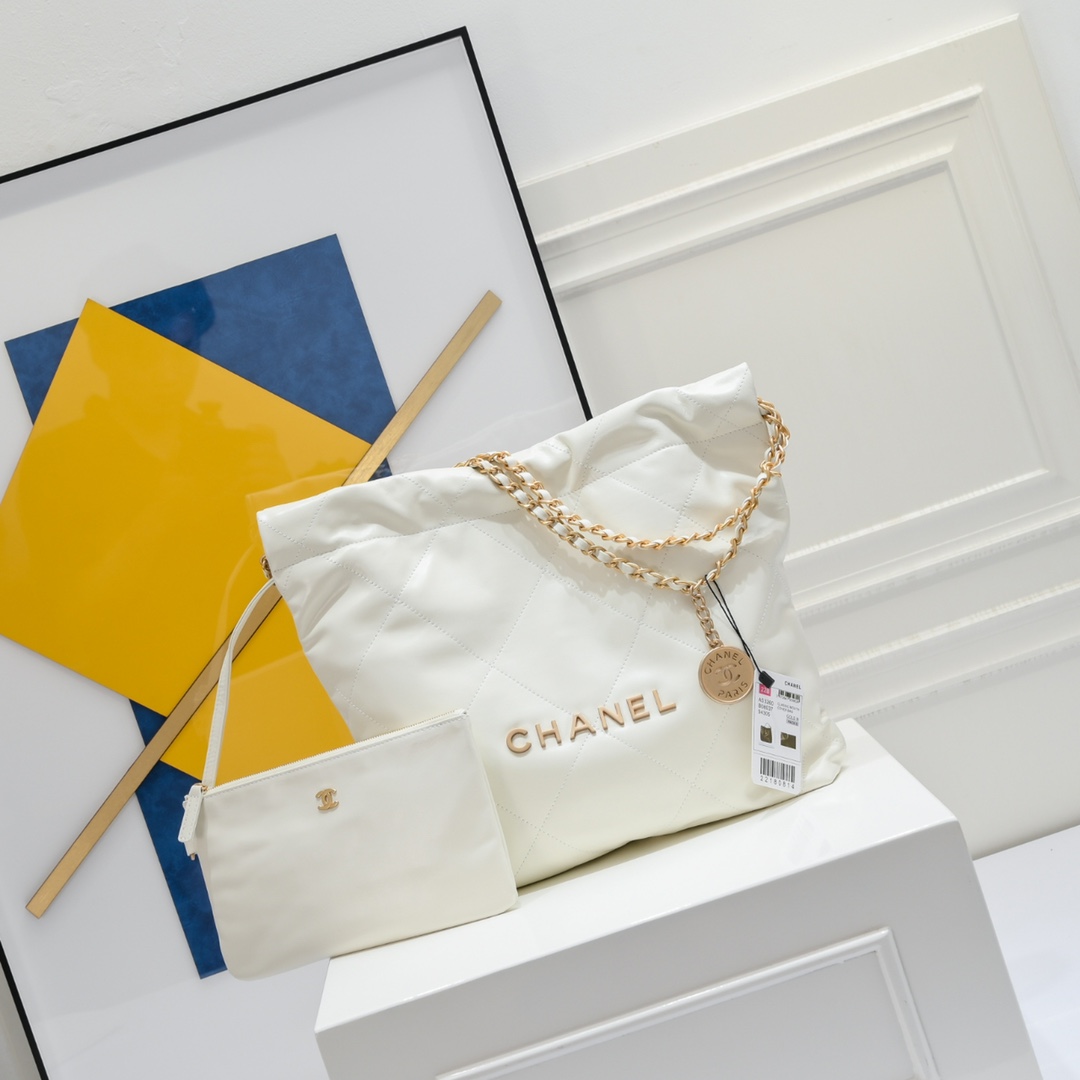 Chanel 23S bag AS3260 LM081 37cm