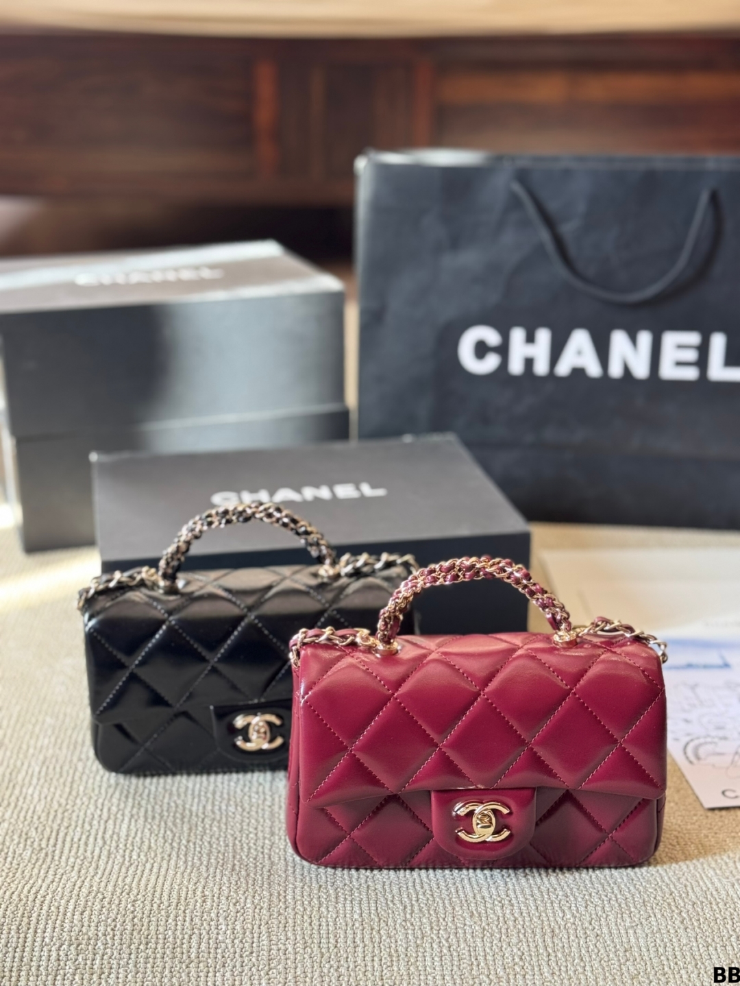 Chanel Shoulder Bag 030 DB561 20cm