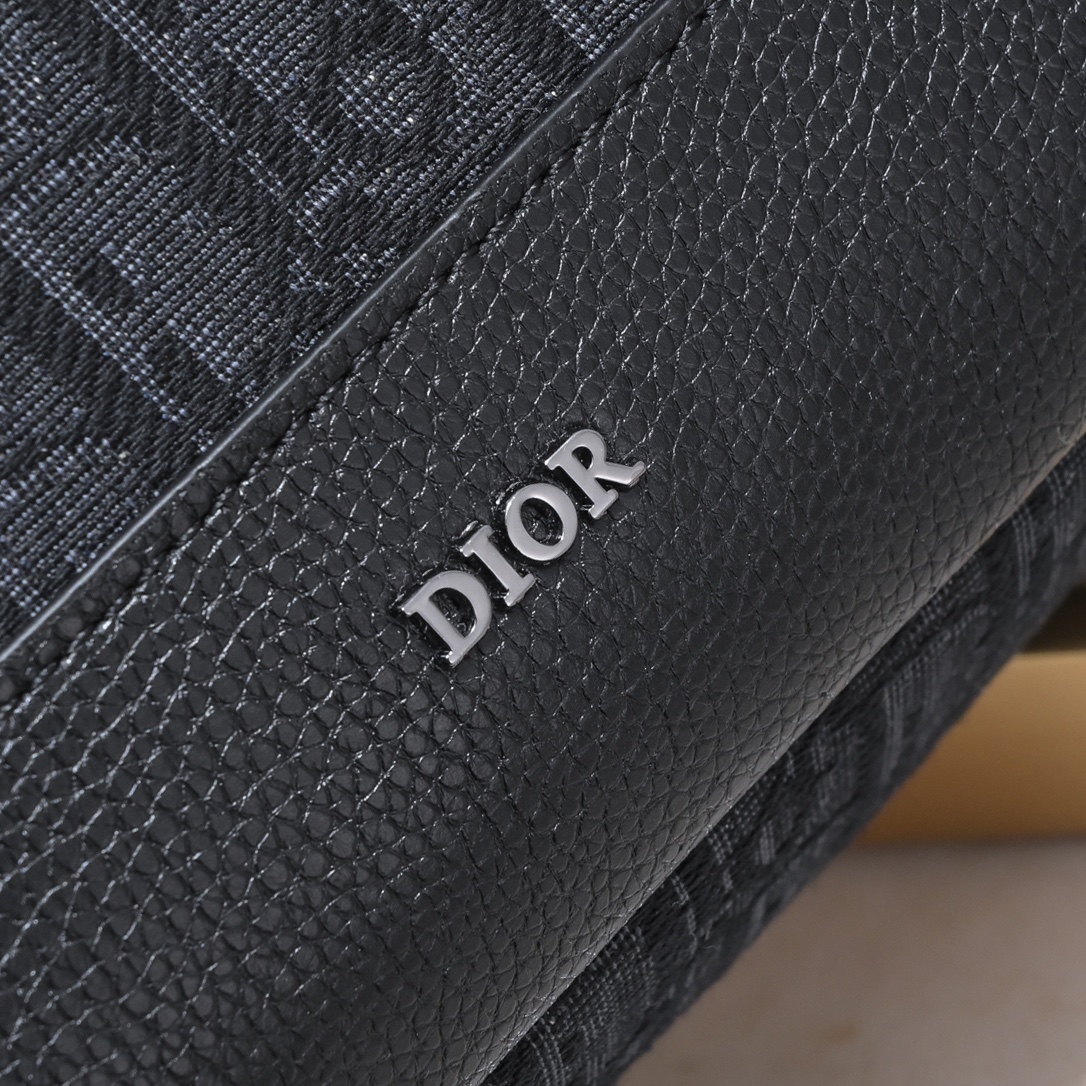 Dior Explorer Messenger Bag 1060 LM002 31cm