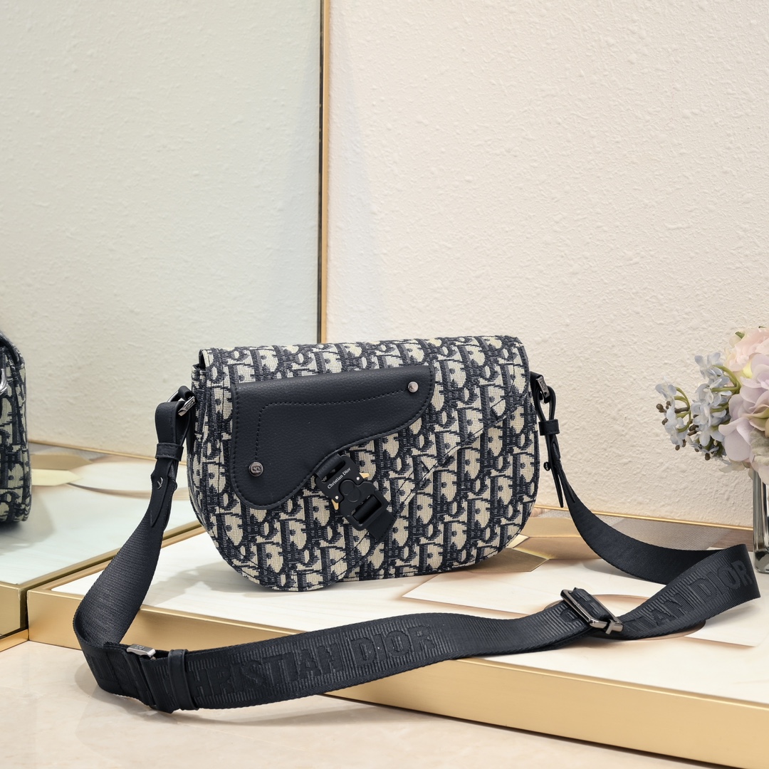 Dior Saddle Messenger Bag 1030 XB091 24cm