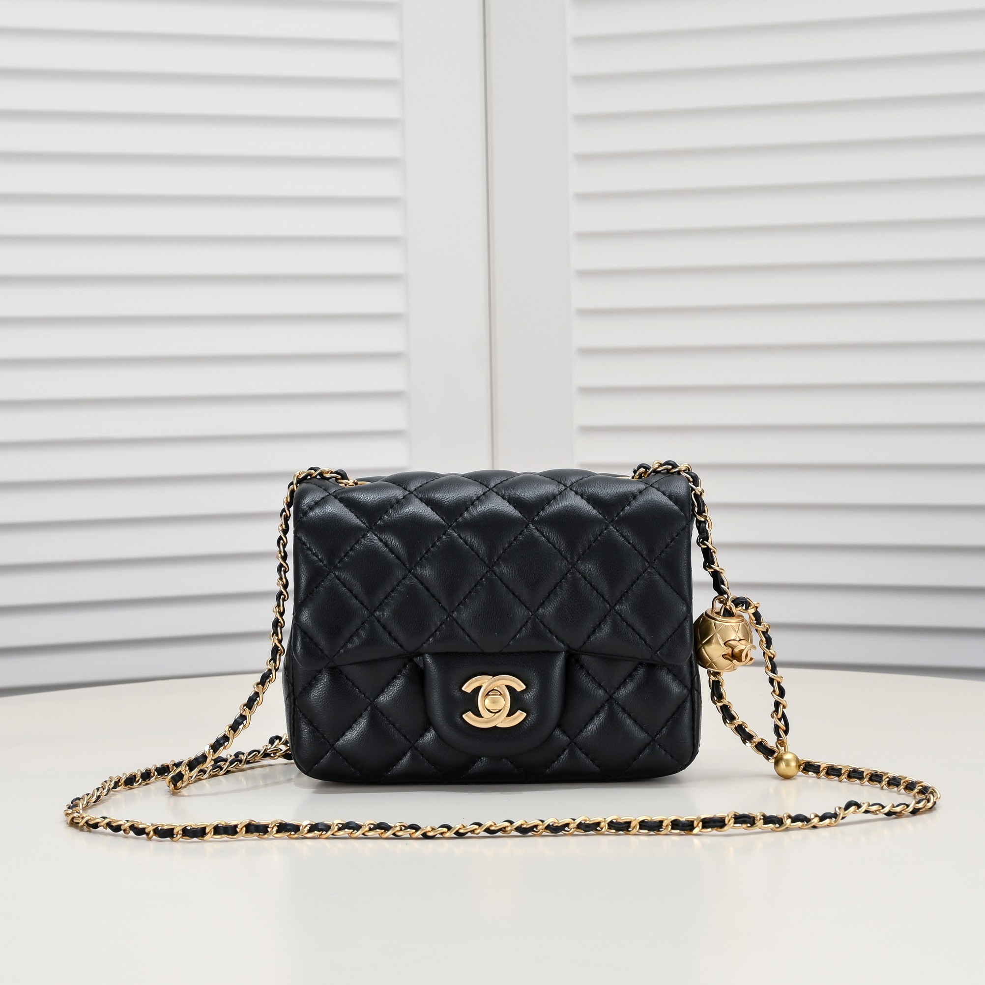 Chanel Cross Body Metal Ball Chain Shoulder Bag Handbag