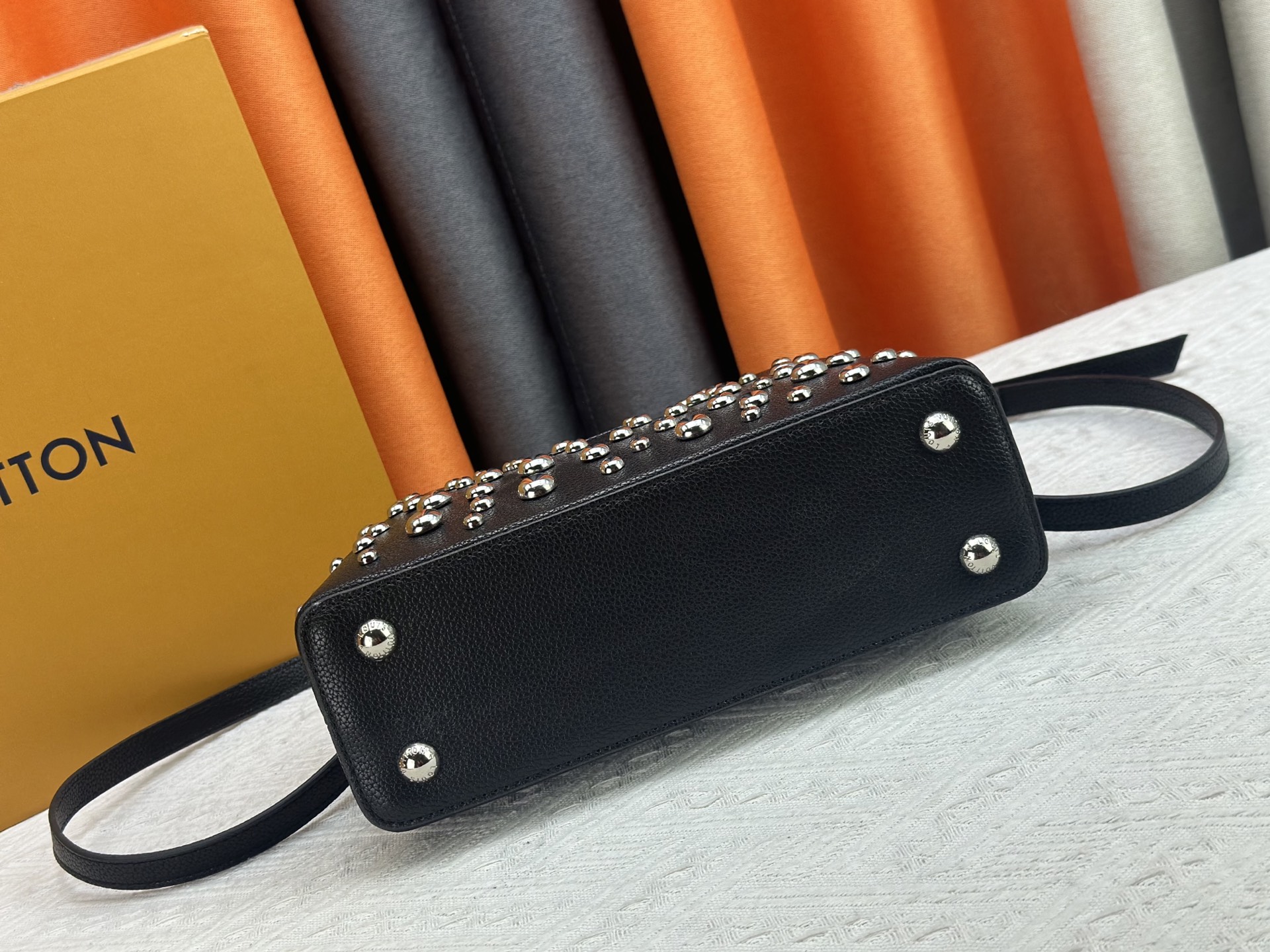 Louis Vuitton Capucines Mini bag M59939 M94519