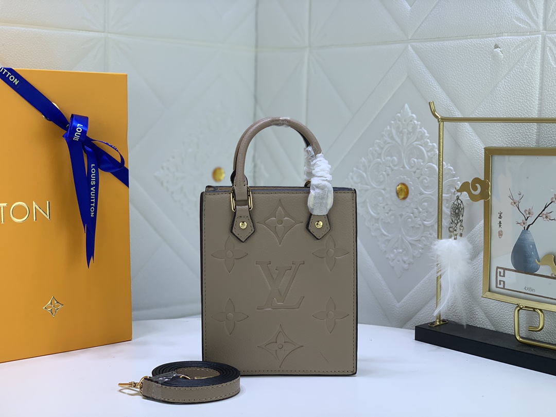 LVM80449MQ061 14 x 17 x 5 cm