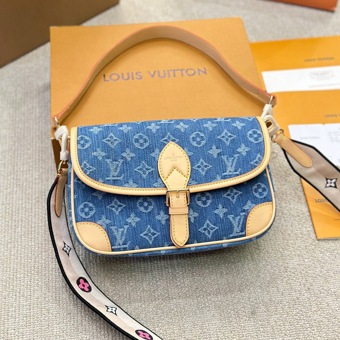 Louis Vuitton LV Diane Denim Shoulder Bag Handbag (Replica)