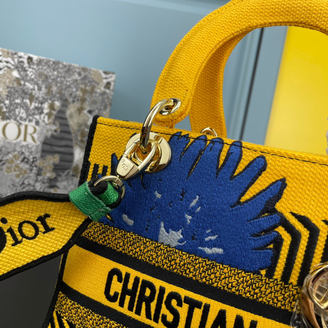 10A + top quality Dior Medium Lady D-Lite Bag M0565 LM003 24cm