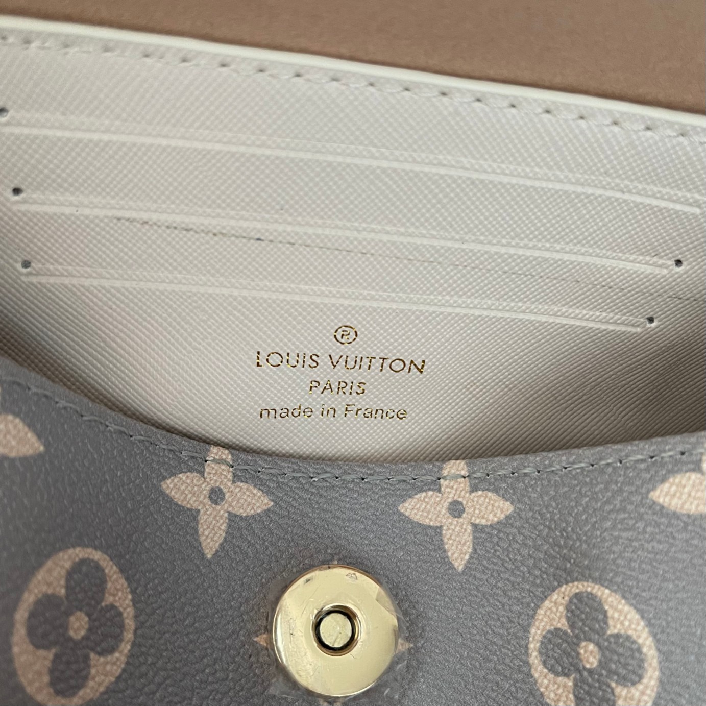 LV Wallet On Chain Ivy M12778 LM031 23.5cm