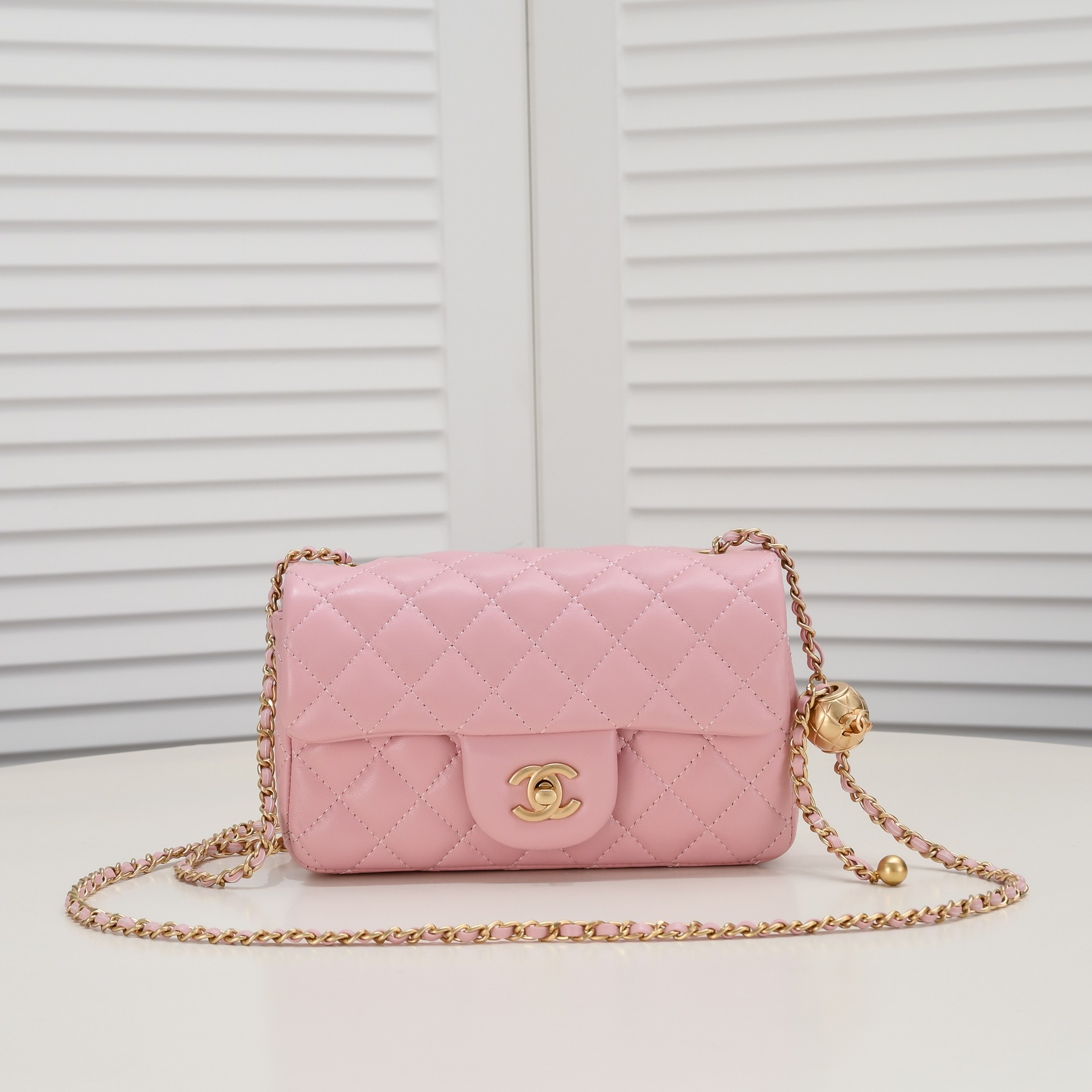 Chanel Cross Body Metal Ball Chain Shoulder Bag Handbag