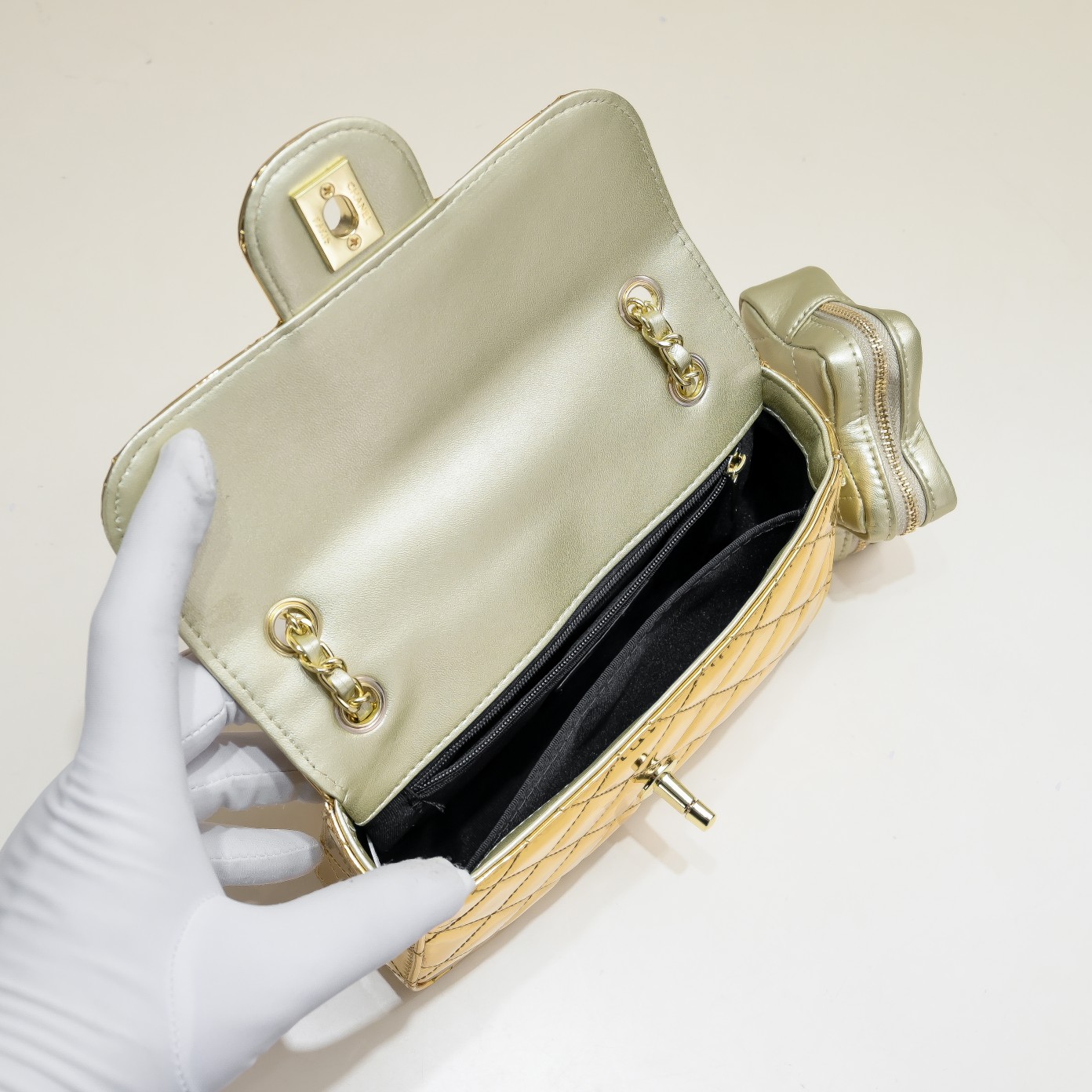 Chanel 24c Star Bag CF Patent Leather Gold Shoulder Bag Handbag