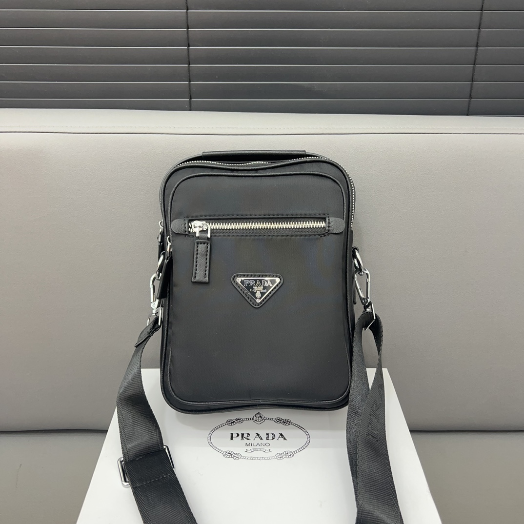 Prada Shoulder Bag 011 DB541 21cm