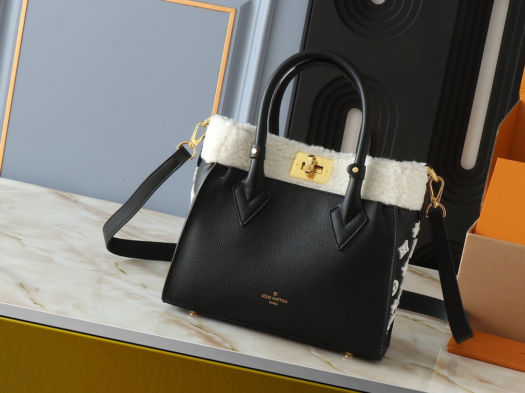 LV On My Side Handbag M20014 LM002032 25-30cm