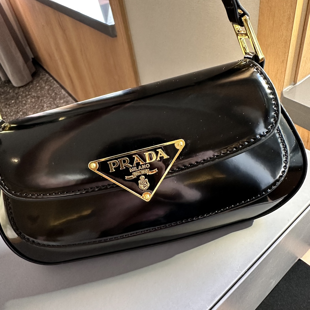Prada Shoulder Bag 002 DB531 27cm