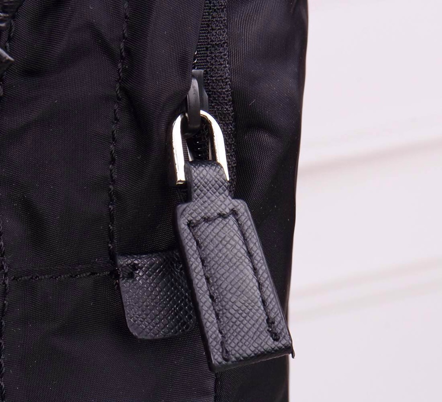 Prada0066HMF551  30*40*16 cm