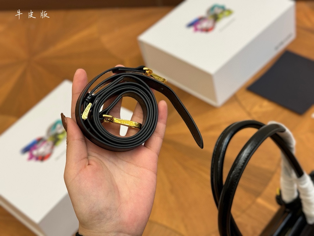 Prada Soft lux Tote 014 DB502 32cm