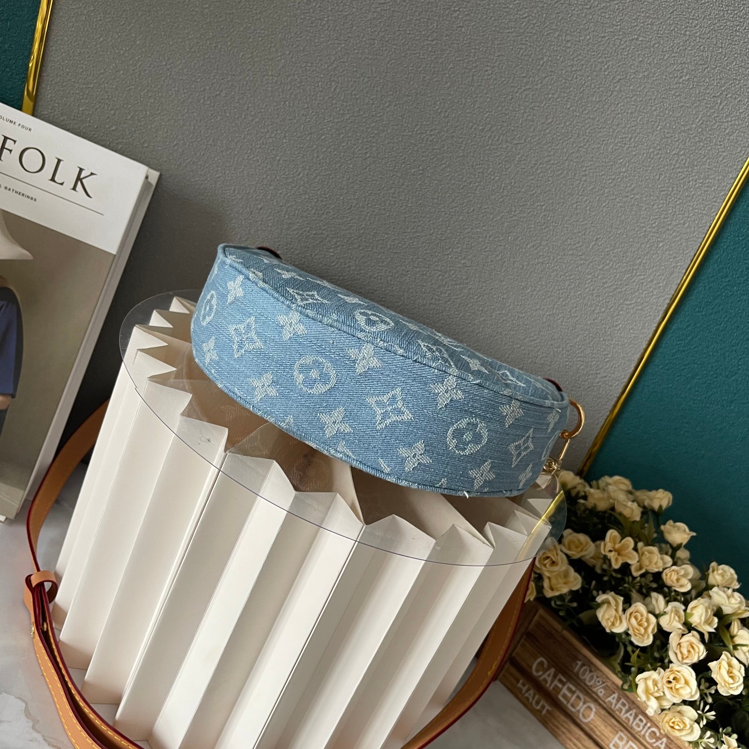 LV Loop Bag M81098 LM031 24cm