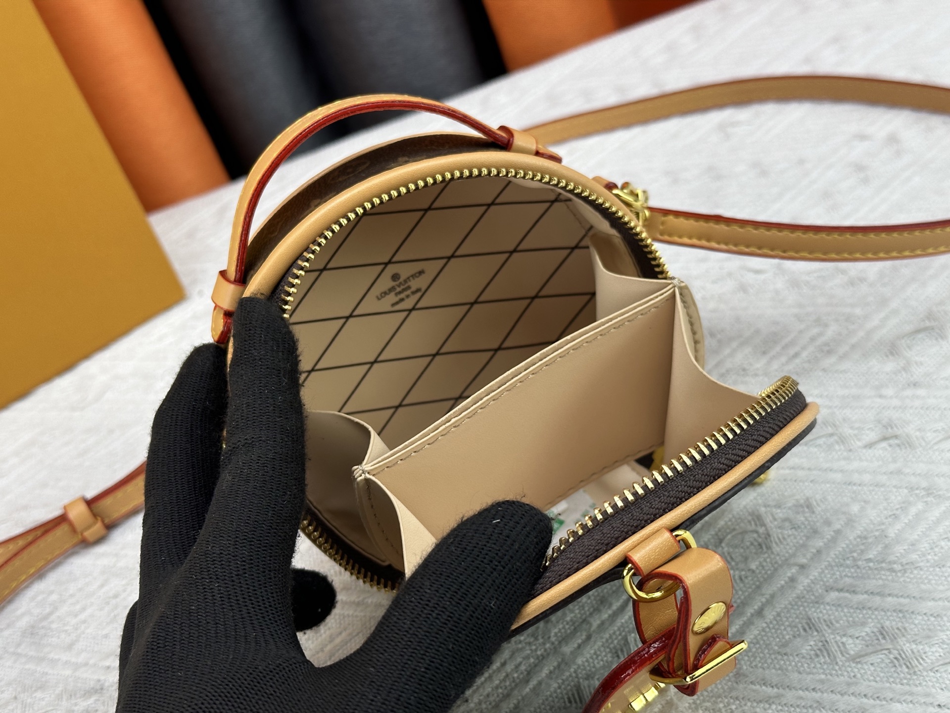 Louis Vuitton Mini Boîte Chapeau Handbag  M83575 M83614