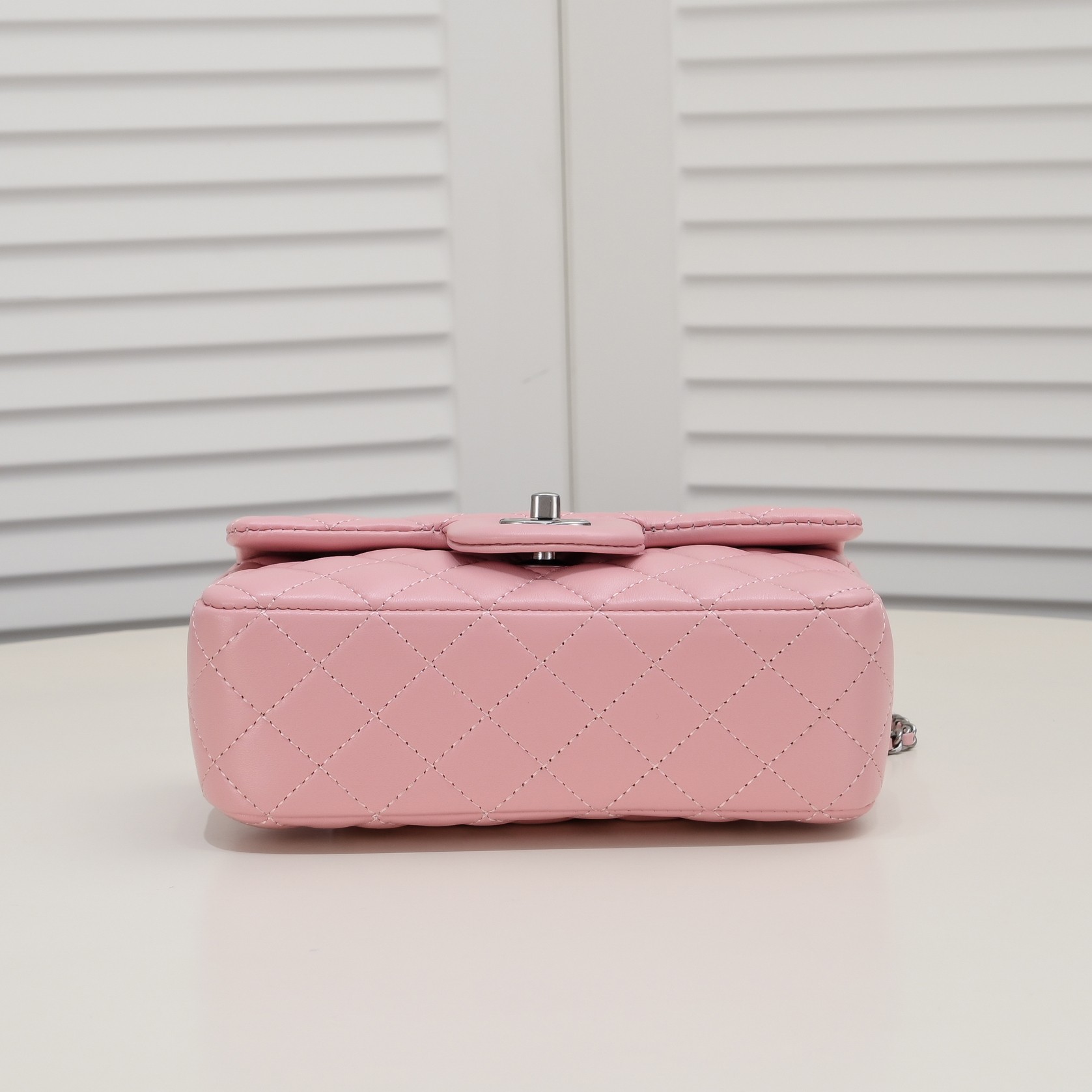 Chanel Cross Body Metal Ball Chain Shoulder Bag Handbag