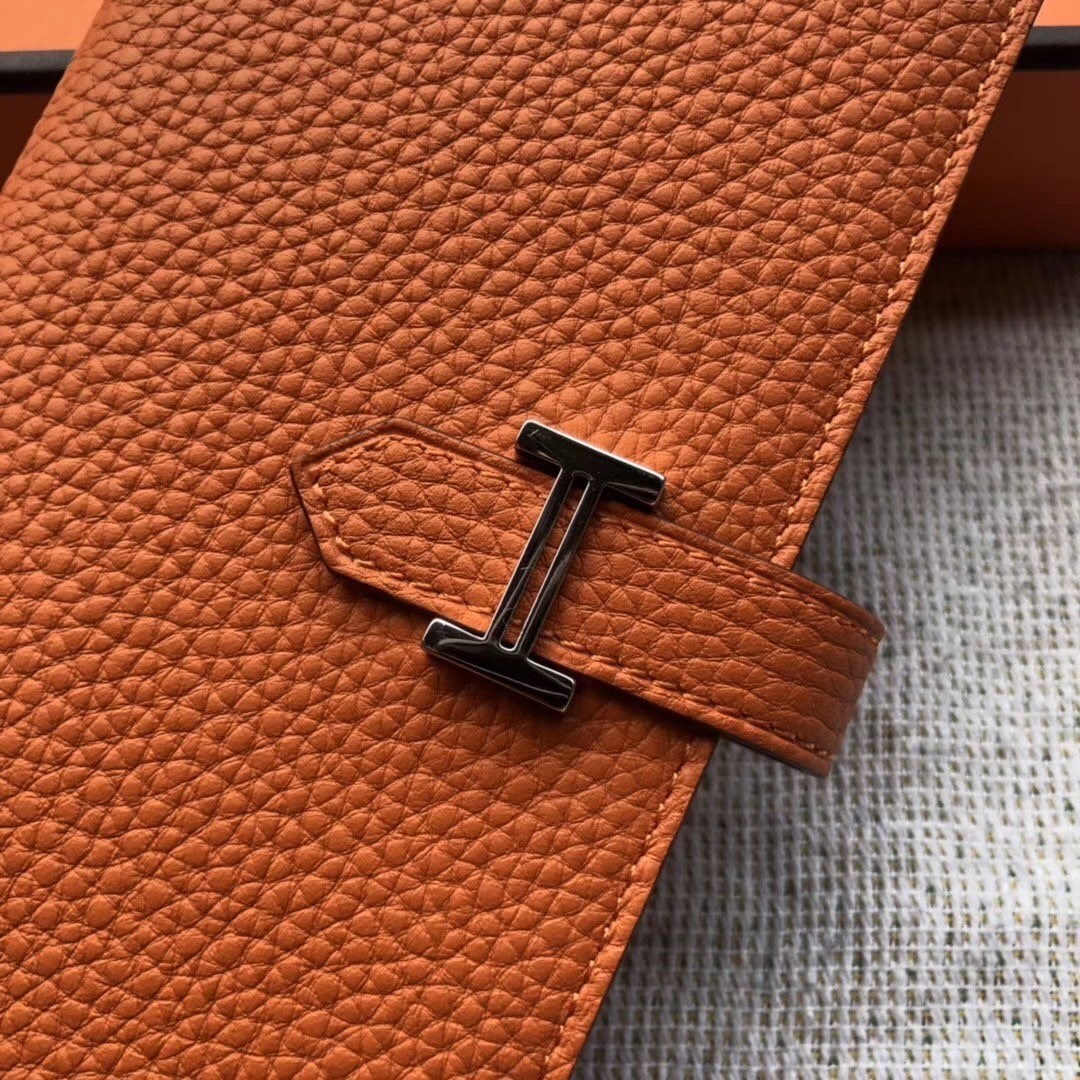 Hermes Bearn Bifold Wallet Togo Leather Orange