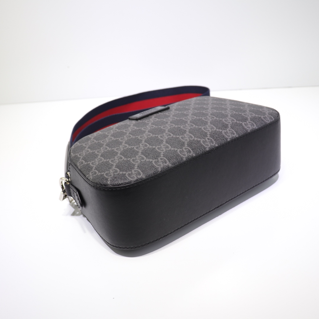 GG Black shoulder bag 574886