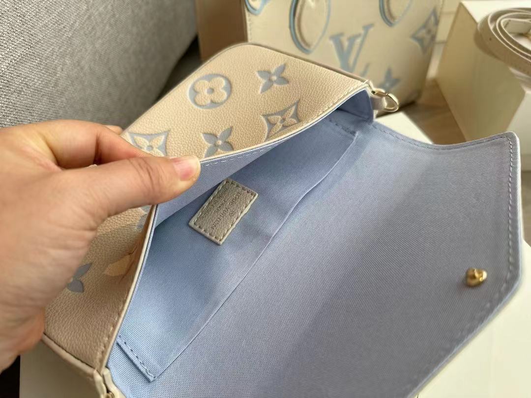 LV POCHETTE FÉLICIE Chain Bag M61276 LM071 22cm