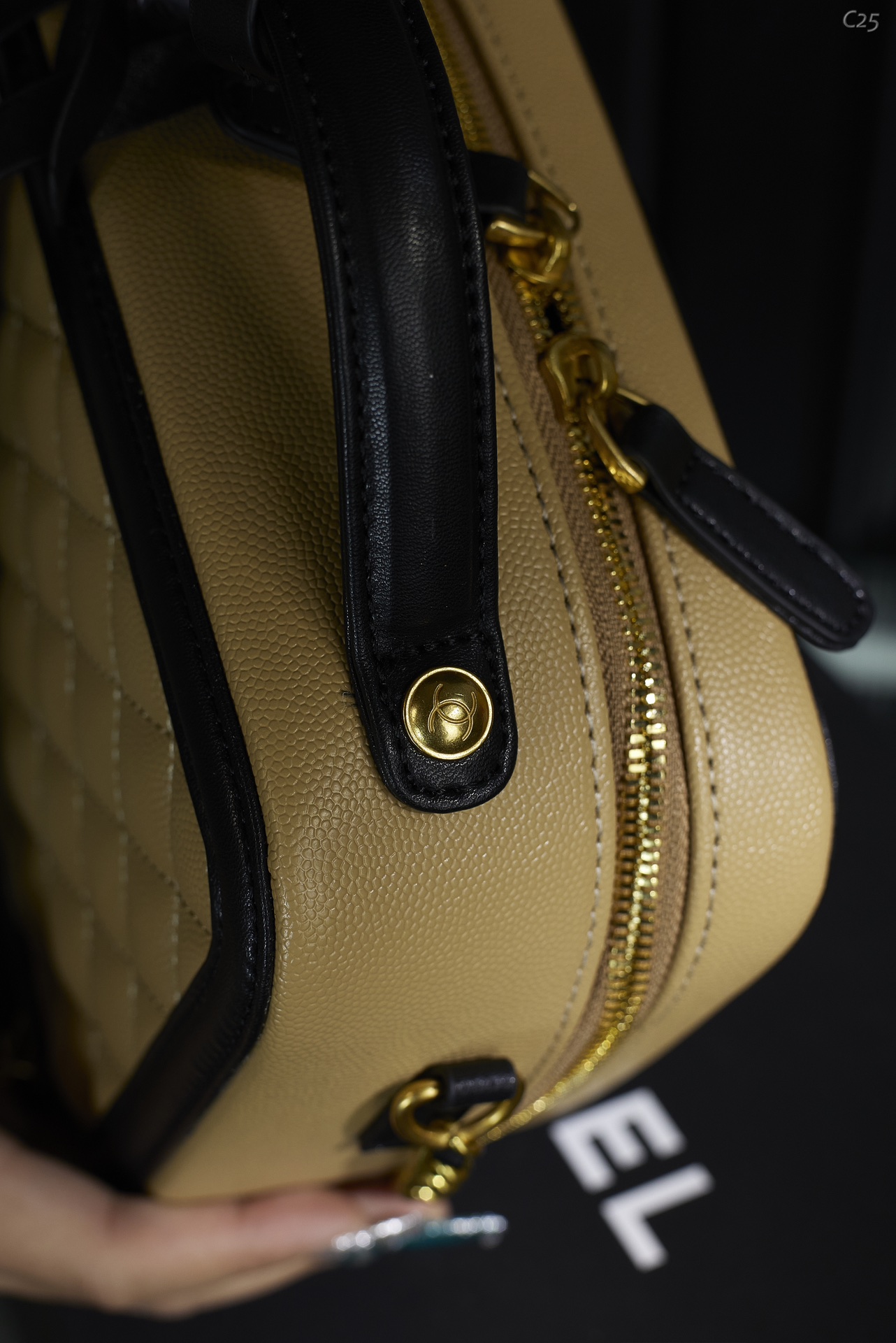 Chanel Case Bag 008 DB571 18cm