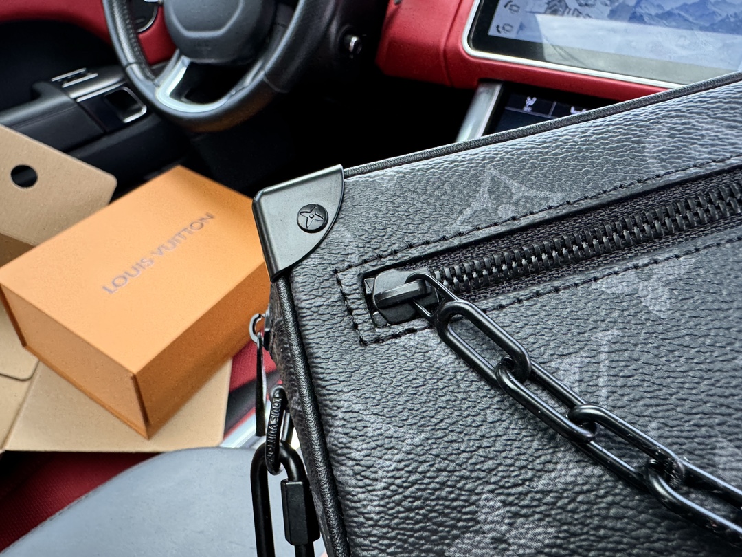 LV Soft Trunk Bag 44735 LLS071 18.5cm