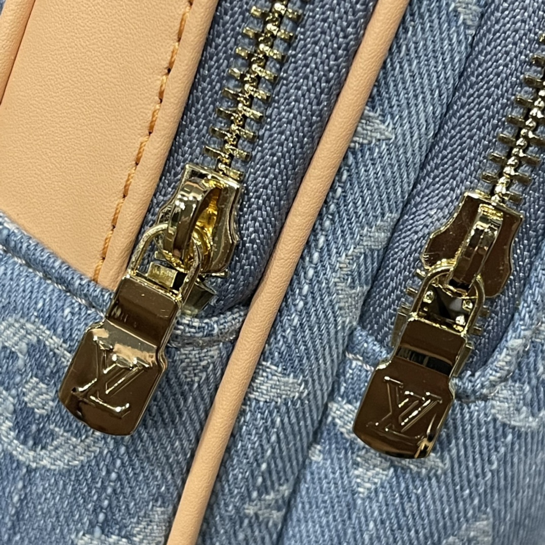 LV Avenue Bag M46344 LM051 20cm