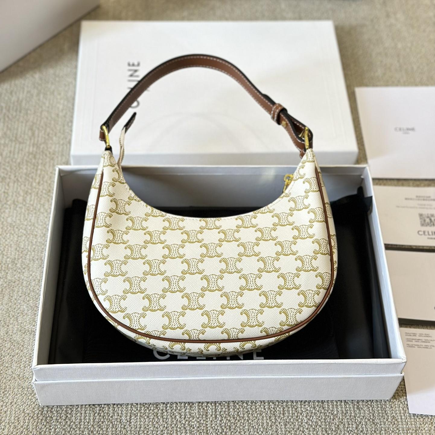 Celine Triomphe Half Moon Leather Handbag Shoulder Bag (Replica)