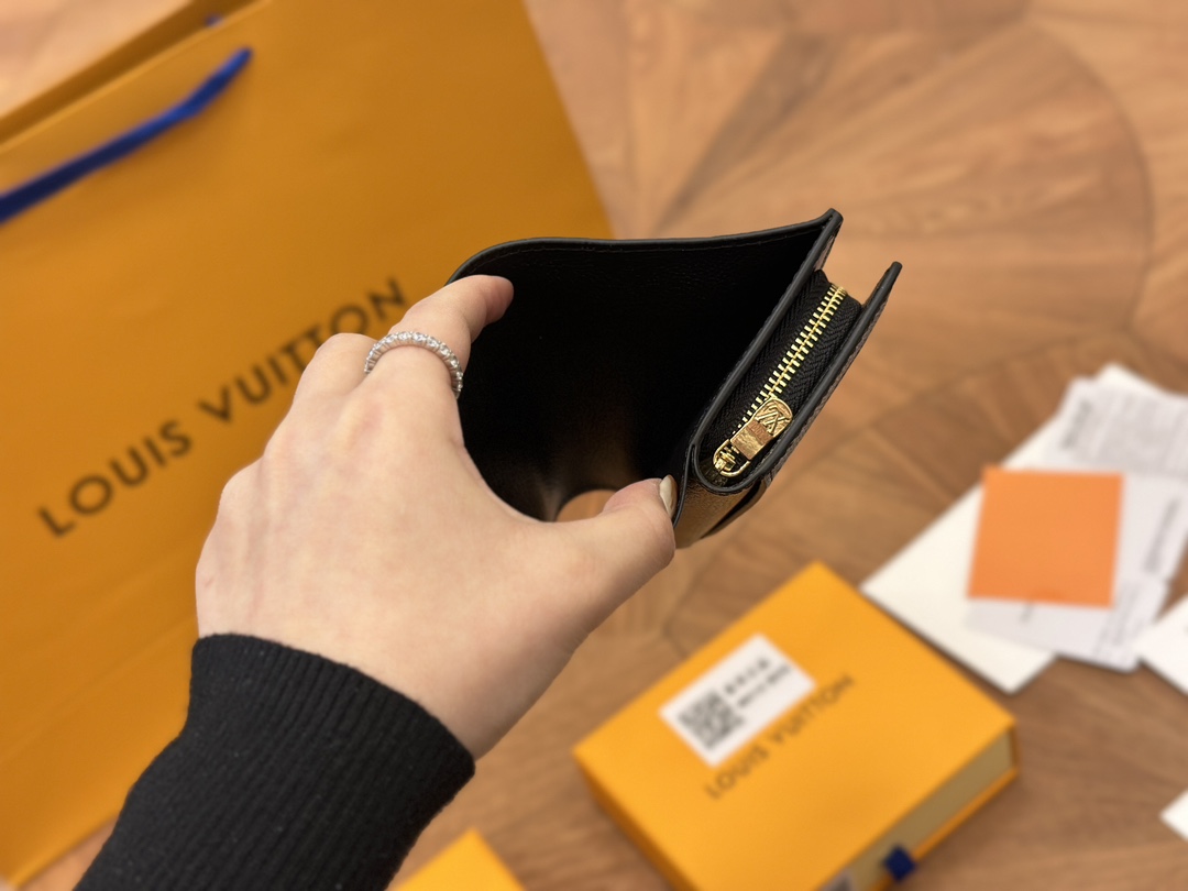 LV Wallet M80152 DB511 11.5cm