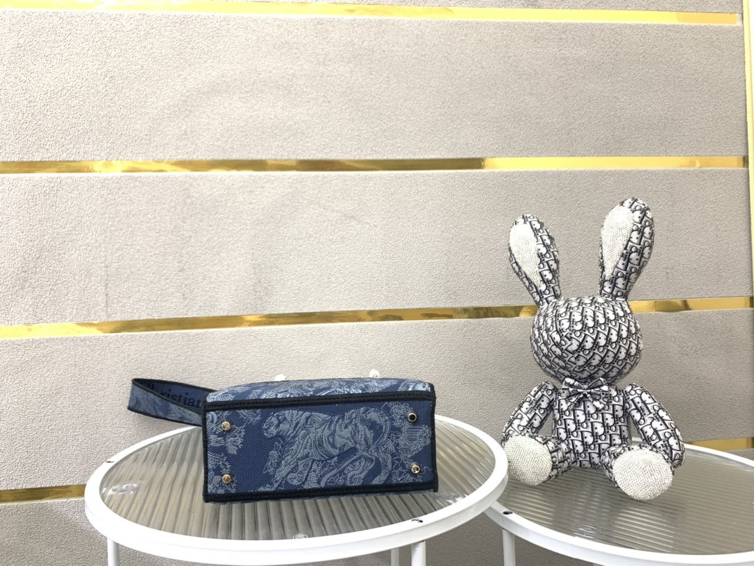 10A + top quality Dior Medium Lady D-Lite Bag 9920 DD003 24cm