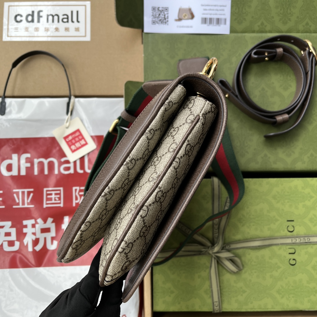 GUCCI Blondie Shoulder Bag 699210