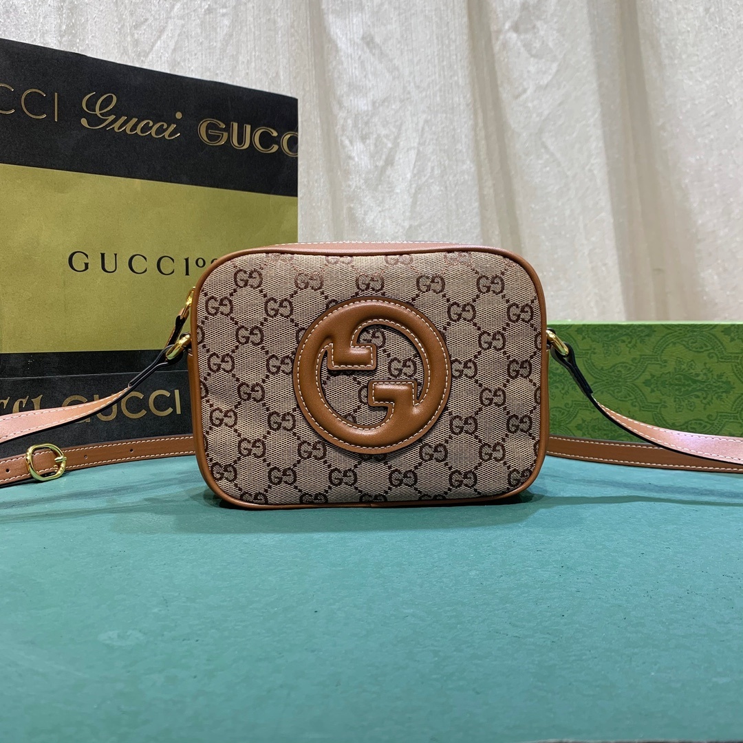Gucci Blondie mini Camera Bag 820429