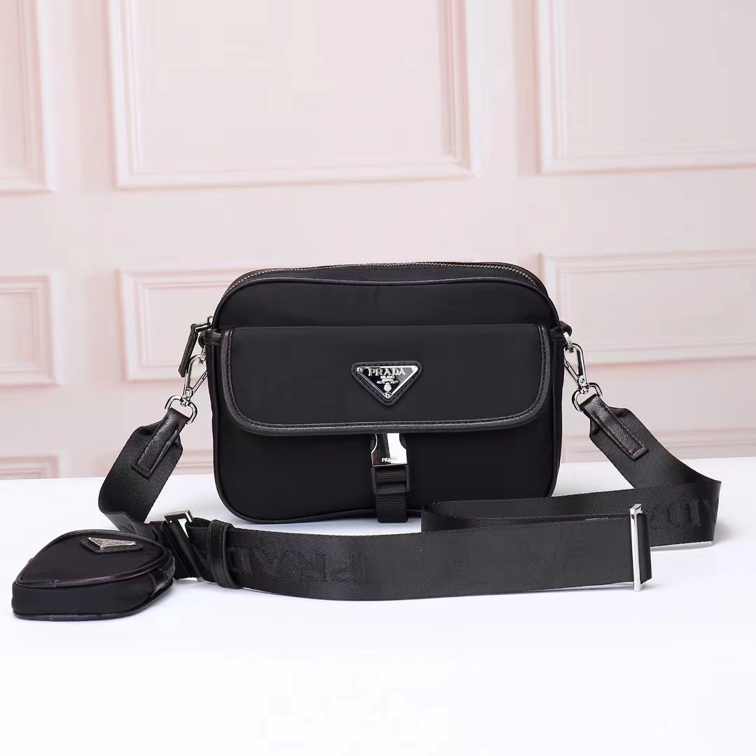 Prada 2132 (Detachable shoulder strap) 22*16*5 cm HMF541