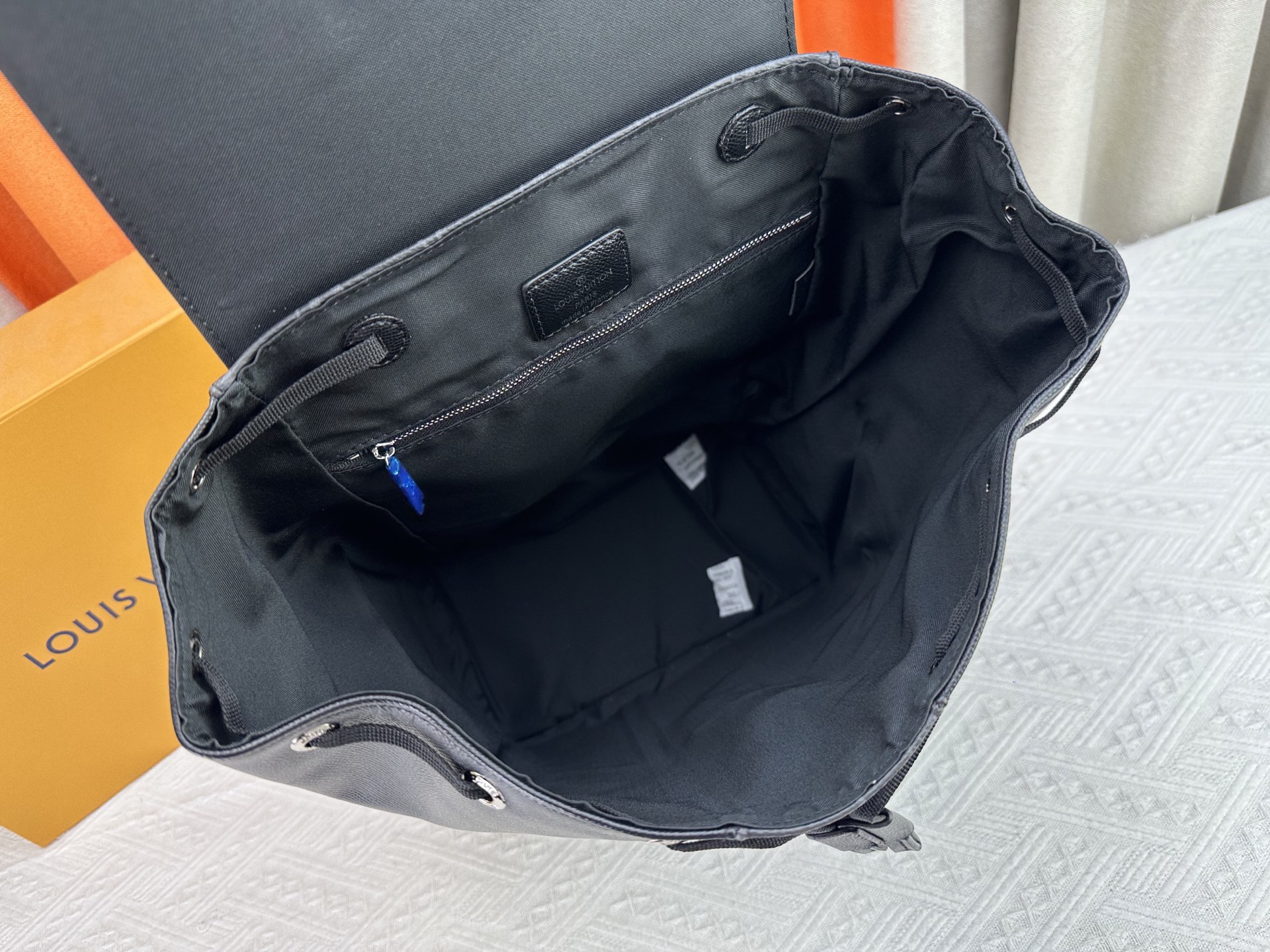 Louis Vuitton  Taïgarama  Outdoor Backpack M30417 M30419