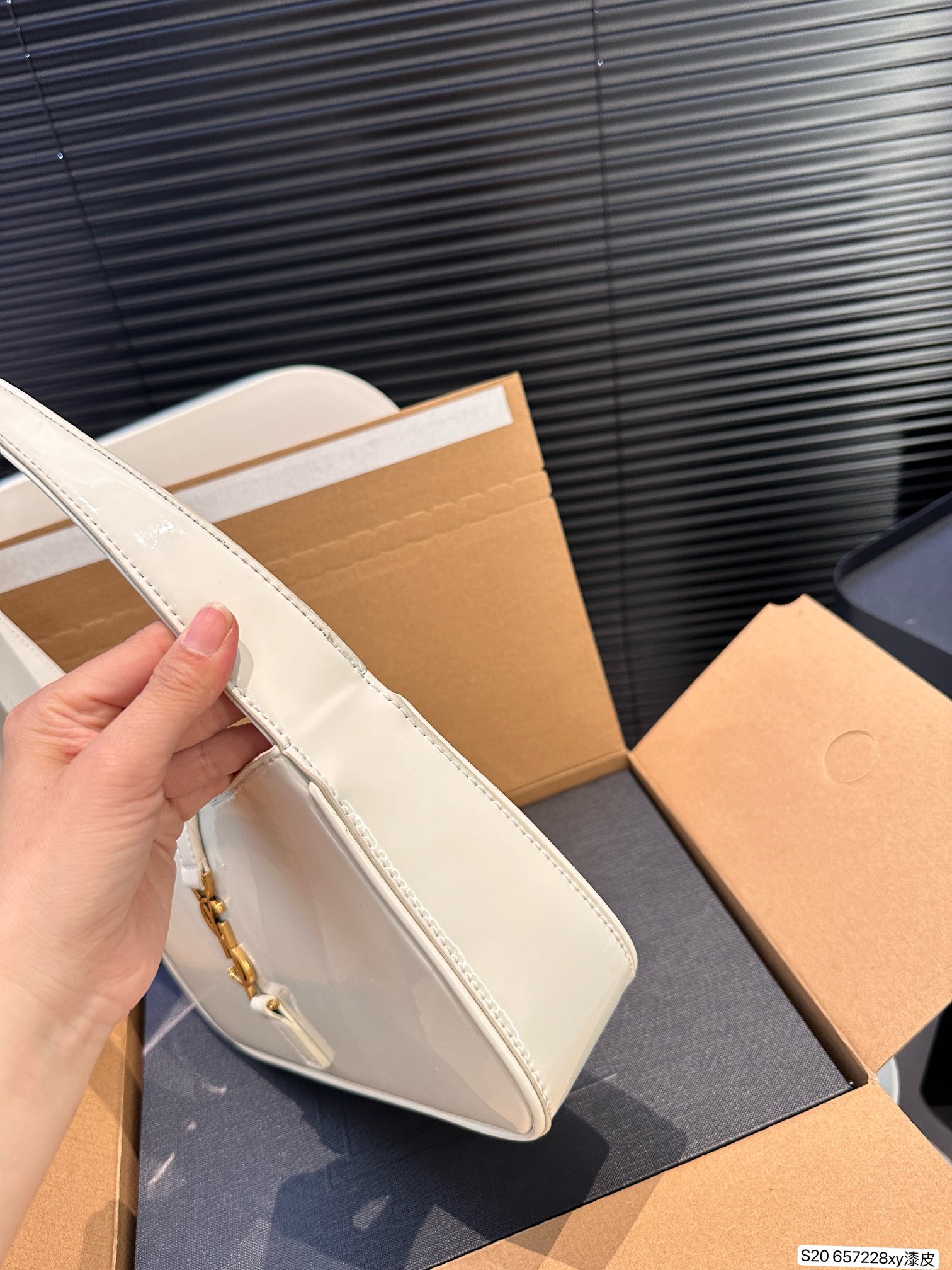 YSL Le5A7 Bag 657228 DB561 25cm